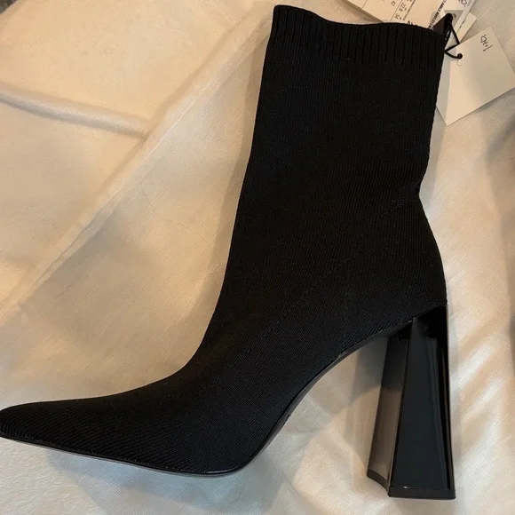 Zara Women's Black Heeled Boots- BRAND NEW - Picture 4 of 6